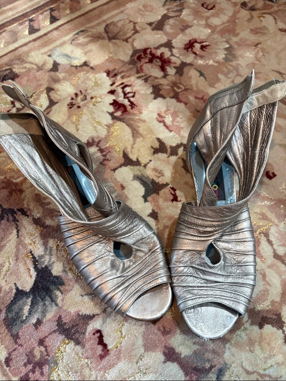 Women’s Open-Toe Metallic Silver Ruched Heels